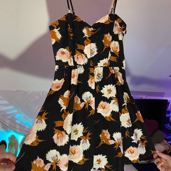 Forever 21 Dresses & Skirts - Floral Mini Dress